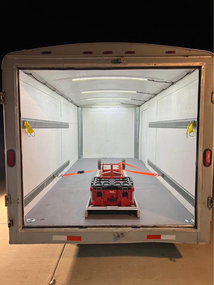 16' x 7' x 6' Enclosed Cargo Trailer view 2