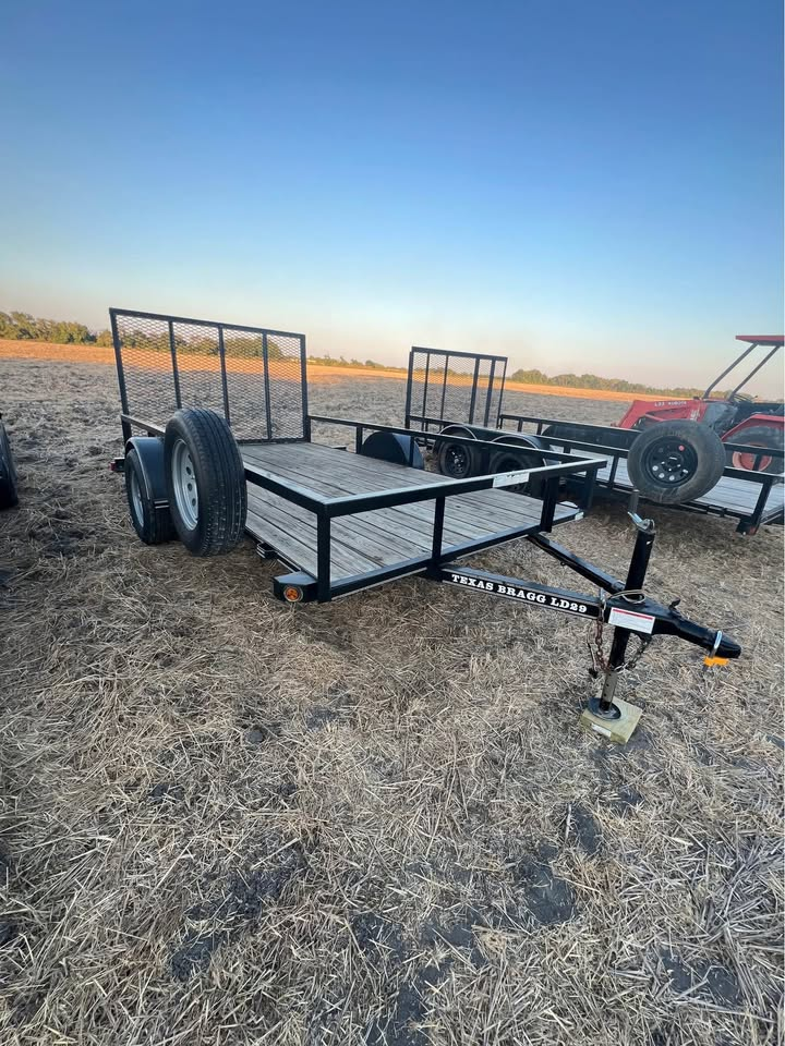 12' x 6.5' Texas Bragg Utility Trailer - Ellis County Texas trailer rental for hauling and transport - view 1 of 4