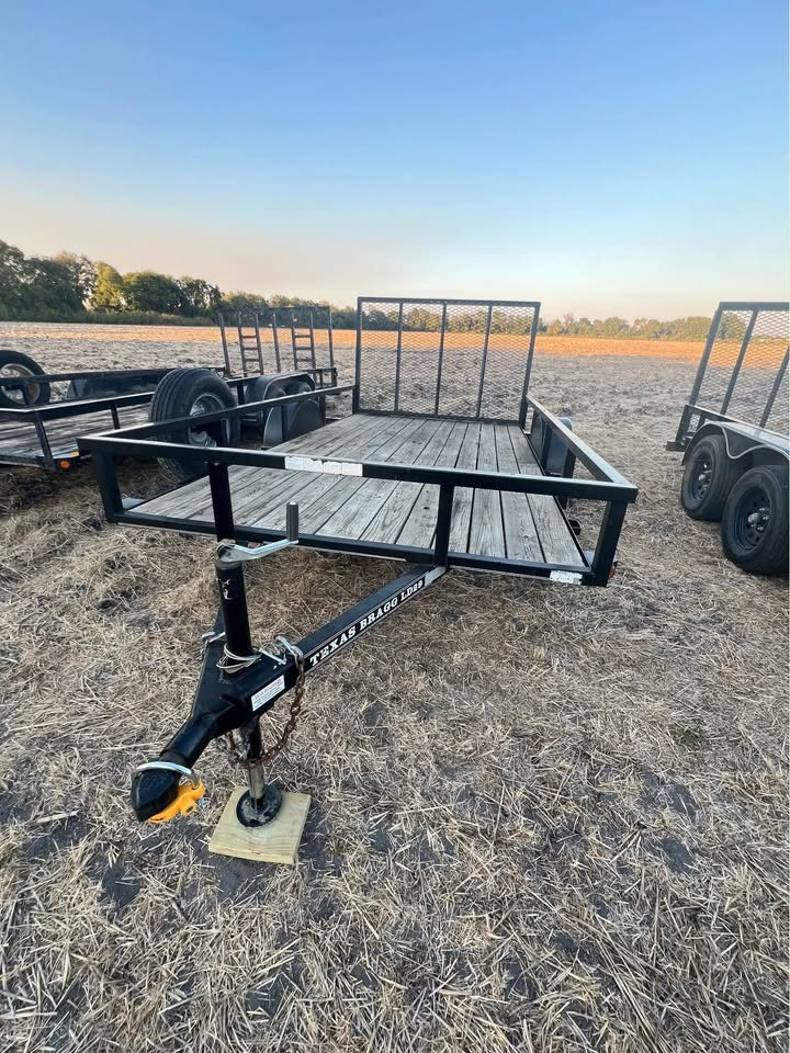 12' x 6.5' Texas Bragg Utility Trailer thumbnail view 2 - Ellis County trailer rental