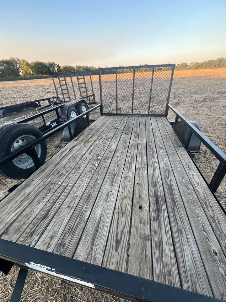 12' x 6.5' Texas Bragg Utility Trailer thumbnail view 3 - Ellis County trailer rental