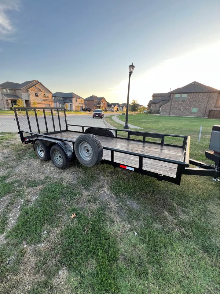 18' x 7' Pipe Top Utility Trailer view 2